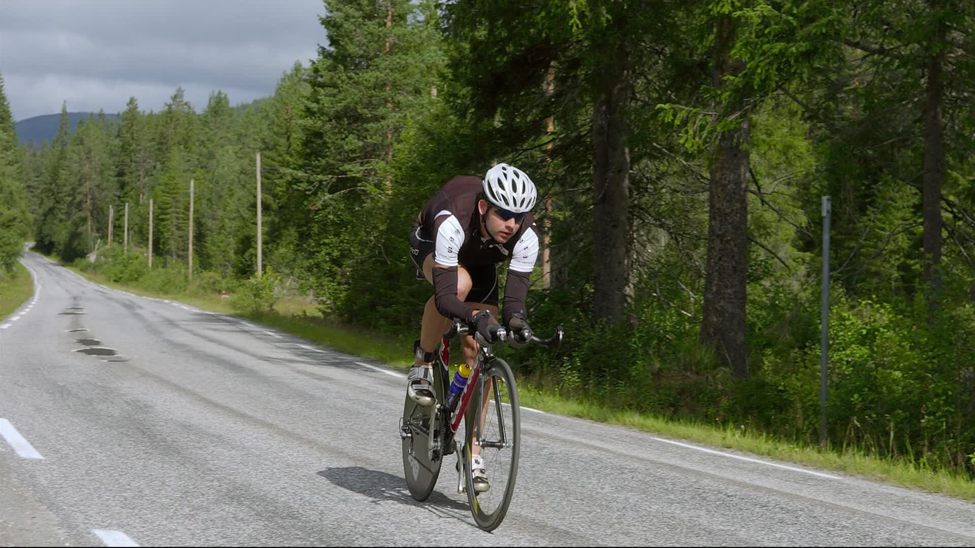 Rookie登顶热搜，老将不死，传奇依旧闪耀